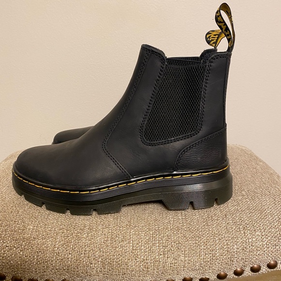 Dr. Martens Men's 2976 Chelsea Boot - Waxed Full Grain Leather, Air-Cushioned Sole, Gunmetal Eyelets